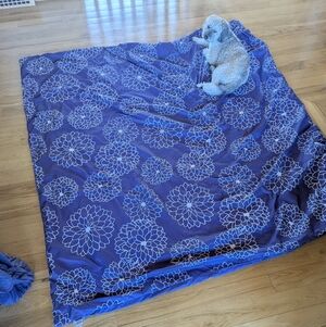 Purple Floral Comforter & Sheet Set with White Outline Flowers. Queen/ Full